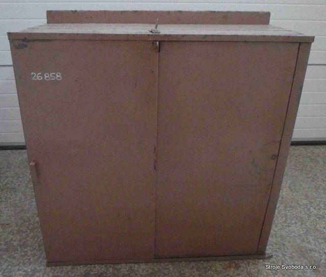 Skříň plechová 1050x1000x430 (26858 (2).jpg)